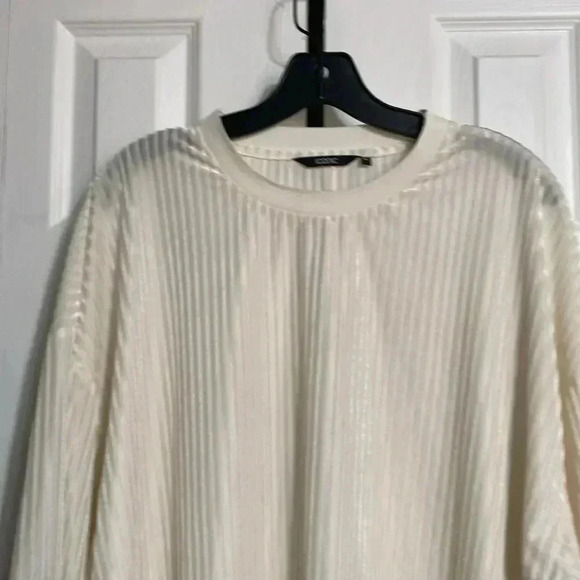 Iconic cream long sleeve top shirt blouse size Large - Picture 3 of 12